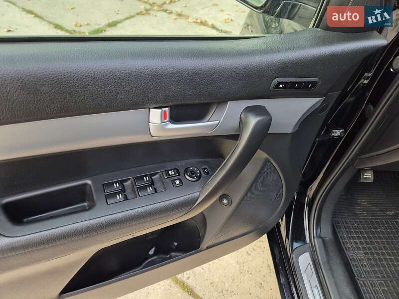 Позашляховик / Кросовер Kia Sorento 2014 в Стрию