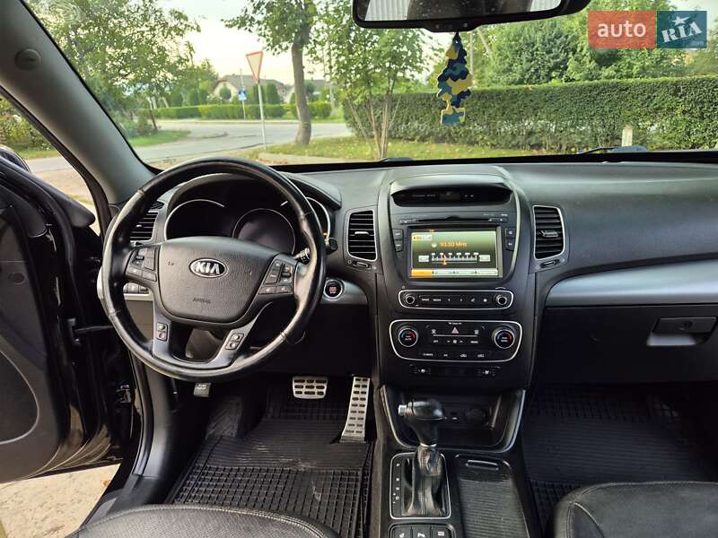 Позашляховик / Кросовер Kia Sorento 2014 в Стрию