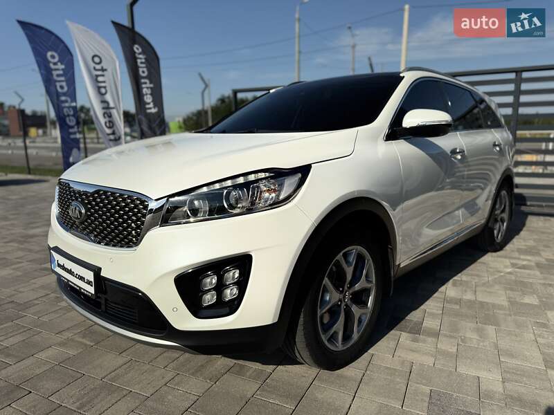 Внедорожник / Кроссовер Kia Sorento 2017 в Ровно фото 8 Внедорожник / Кроссовер Kia Sorento 2017 в Ровно
