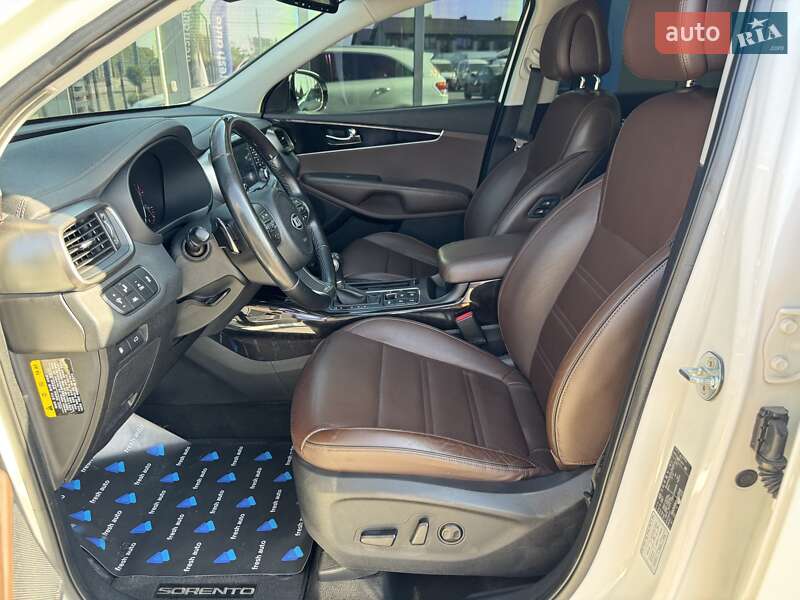 Внедорожник / Кроссовер Kia Sorento 2017 в Ровно фото 21 Внедорожник / Кроссовер Kia Sorento 2017 в Ровно