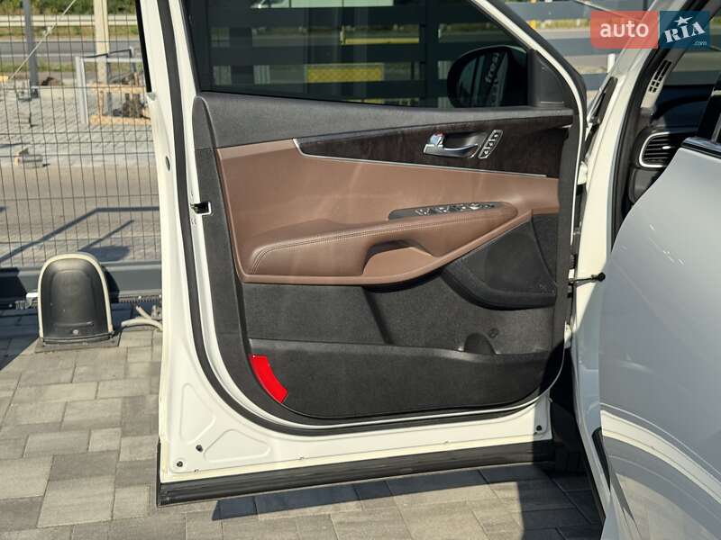 Внедорожник / Кроссовер Kia Sorento 2017 в Ровно фото 14 Внедорожник / Кроссовер Kia Sorento 2017 в Ровно