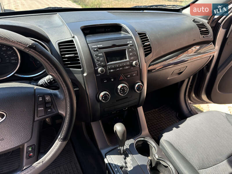 Внедорожник / Кроссовер Kia Sorento 2012 в Апостолово фото 14 Внедорожник / Кроссовер Kia Sorento 2012 в Апостолово