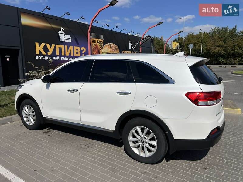 Позашляховик / Кросовер Kia Sorento 2015 в Вінниці