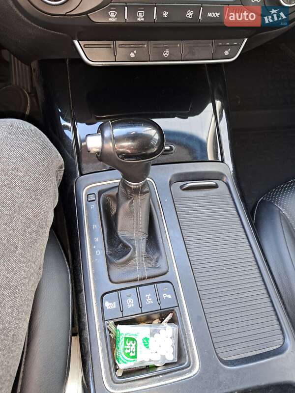 Внедорожник / Кроссовер Kia Sorento 2015 в Ровно