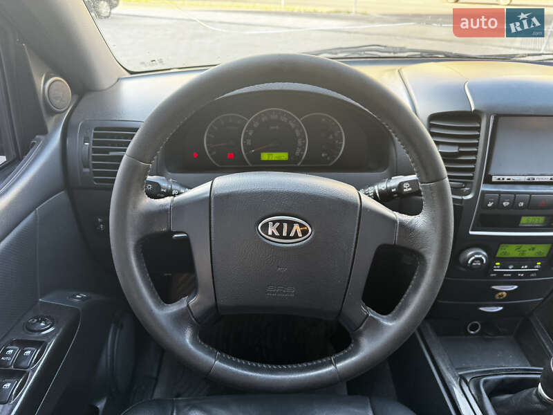Внедорожник / Кроссовер Kia Sorento 2009 в Днепре