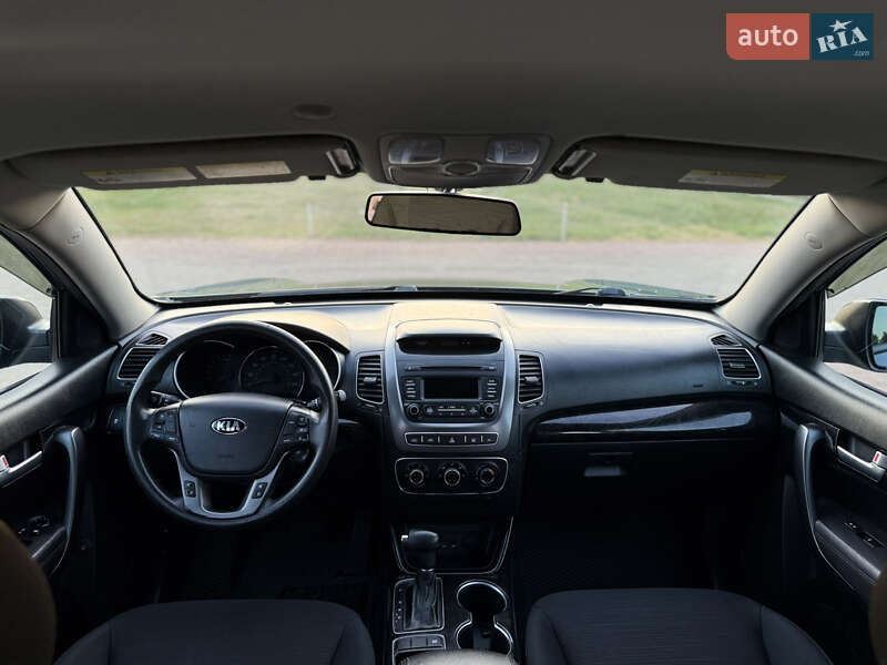 Позашляховик / Кросовер Kia Sorento 2014 в Києві