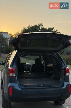 Внедорожник / Кроссовер Kia Sorento 2014 в 