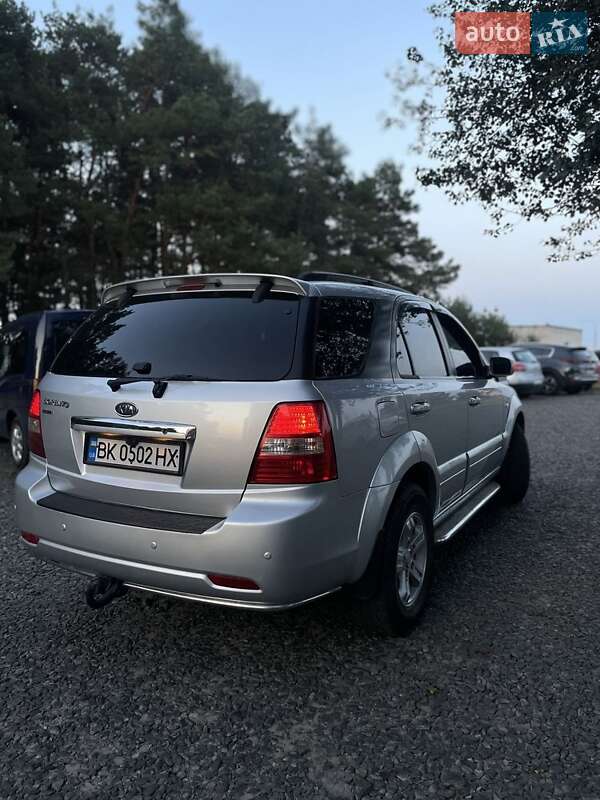 Внедорожник / Кроссовер Kia Sorento 2006 в Вараше