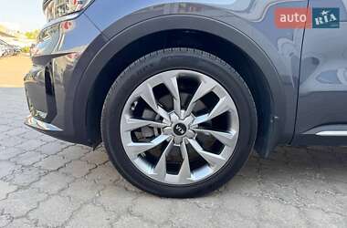Внедорожник / Кроссовер Kia Sorento 2020 в 