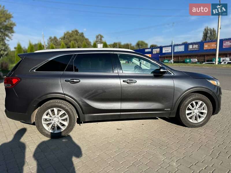 Внедорожник / Кроссовер Kia Sorento 2016 в Шепетовке фото 17 Внедорожник / Кроссовер Kia Sorento 2016 в Шепетовке