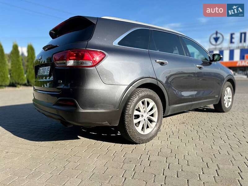 Внедорожник / Кроссовер Kia Sorento 2016 в Шепетовке фото 14 Внедорожник / Кроссовер Kia Sorento 2016 в Шепетовке