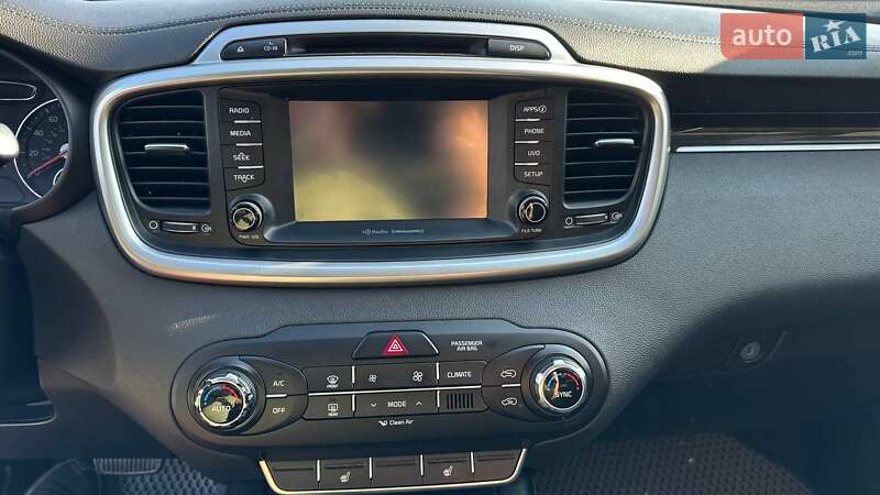 Внедорожник / Кроссовер Kia Sorento 2016 в Шепетовке фото 30 Внедорожник / Кроссовер Kia Sorento 2016 в Шепетовке