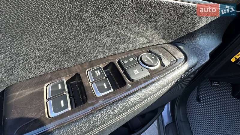 Внедорожник / Кроссовер Kia Sorento 2016 в Шепетовке фото 34 Внедорожник / Кроссовер Kia Sorento 2016 в Шепетовке