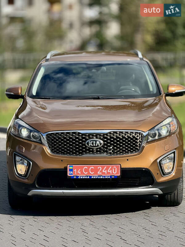 Внедорожник / Кроссовер Kia Sorento 2017 в Межгорье