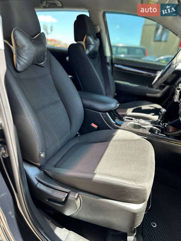 Позашляховик / Кросовер Kia Sorento 2014 в Дрогобичі