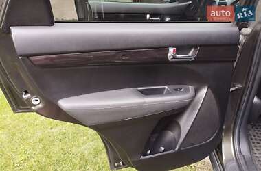 Внедорожник / Кроссовер Kia Sorento 2011 в 