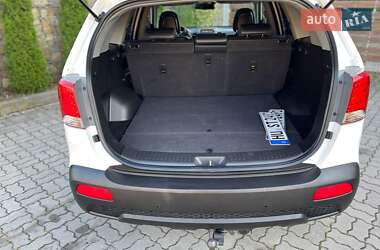 Внедорожник / Кроссовер Kia Sorento 2011 в 