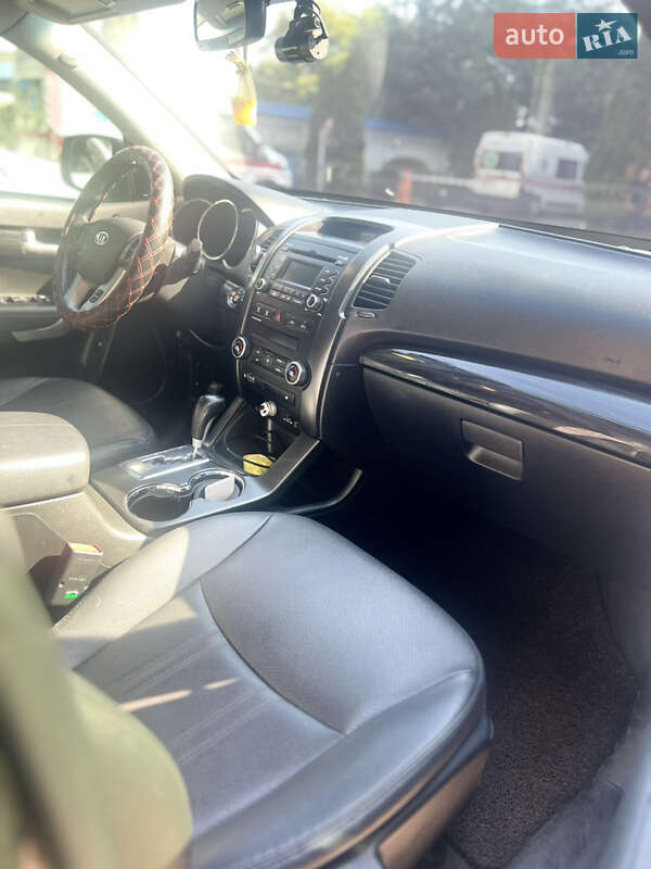 Внедорожник / Кроссовер Kia Sorento 2011 в Одессе