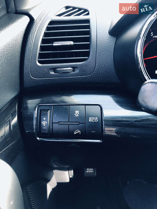 Позашляховик / Кросовер Kia Sorento 2011 в Києві