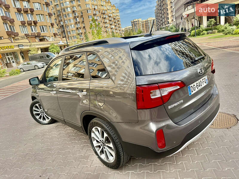 Позашляховик / Кросовер Kia Sorento 2014 в Києві фото 25 Позашляховик / Кросовер Kia Sorento 2014 в Києві