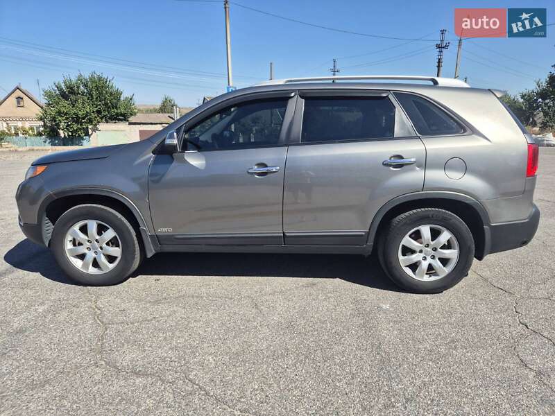 Внедорожник / Кроссовер Kia Sorento 2011 в Запорожье