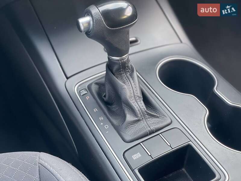 Позашляховик / Кросовер Kia Sorento 2016 в Одесі