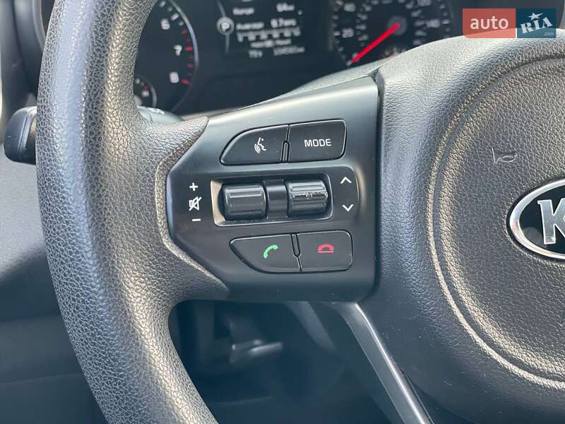 Позашляховик / Кросовер Kia Sorento 2016 в Одесі