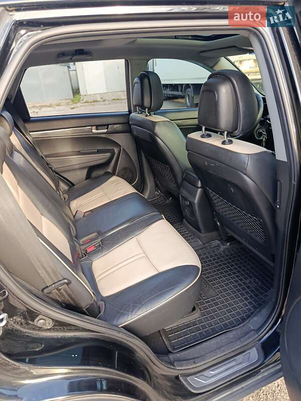 Внедорожник / Кроссовер Kia Sorento 2010 в Киеве