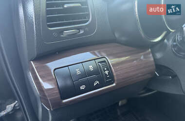 Внедорожник / Кроссовер Kia Sorento 2011 в 
