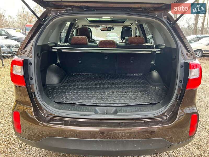 Позашляховик / Кросовер Kia Sorento 2013 в Заліщиках
