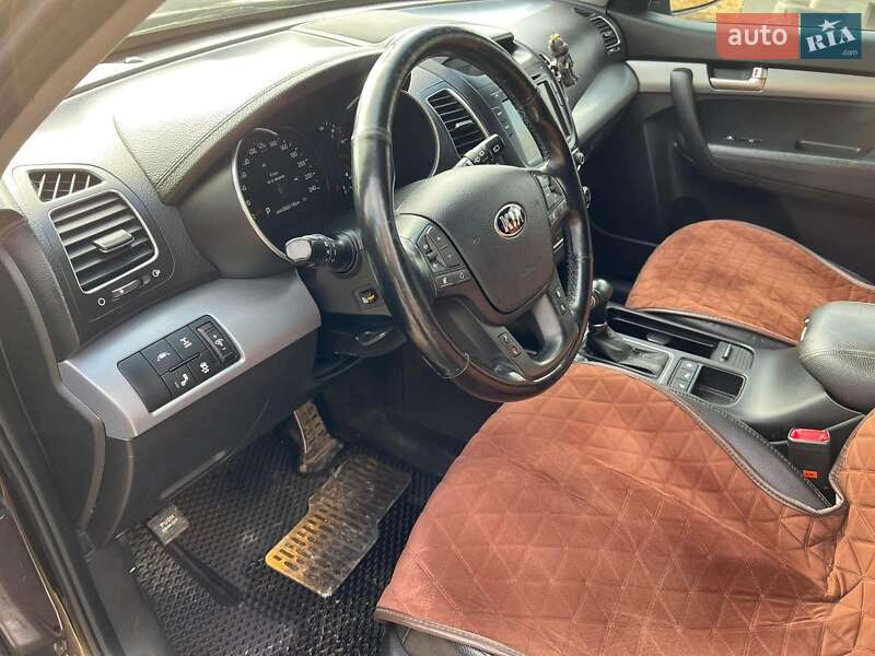 Позашляховик / Кросовер Kia Sorento 2013 в Заліщиках