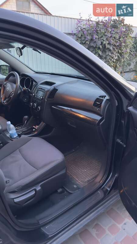 Внедорожник / Кроссовер Kia Sorento 2011 в Кролевце