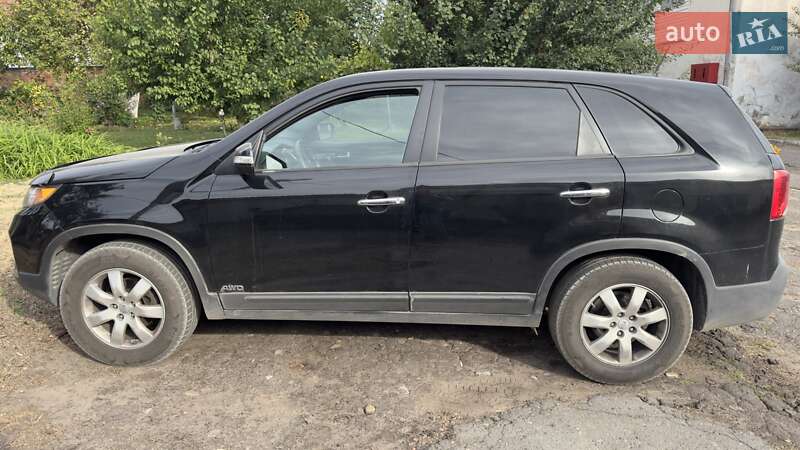 Внедорожник / Кроссовер Kia Sorento 2011 в Кролевце