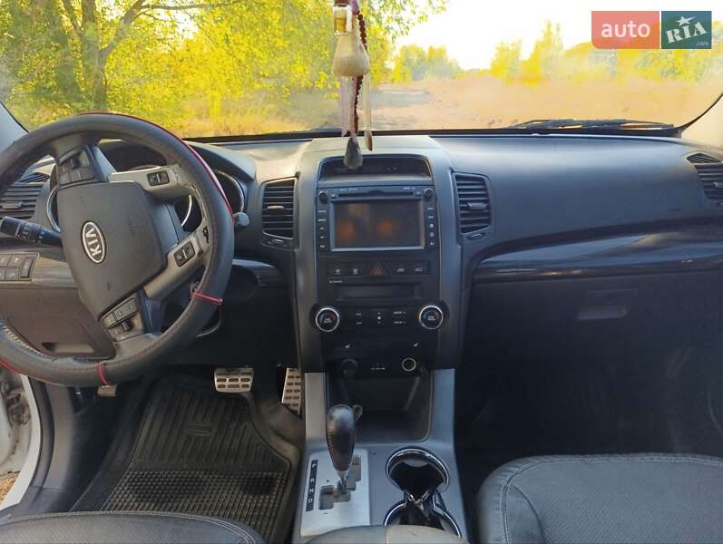 Позашляховик / Кросовер Kia Sorento 2011 в Гадячі