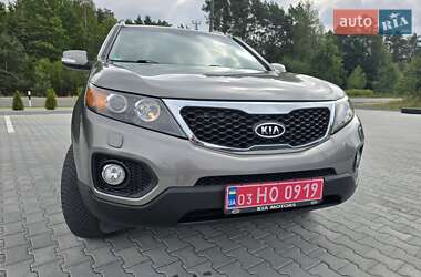 Внедорожник / Кроссовер Kia Sorento 2012 в 