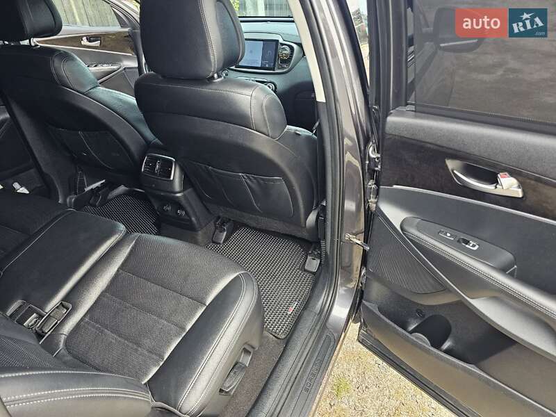 Внедорожник / Кроссовер Kia Sorento 2015 в Киеве