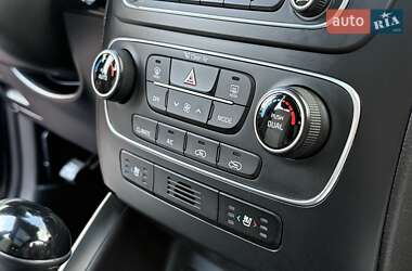 Внедорожник / Кроссовер Kia Sorento 2015 в 