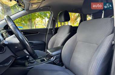 Позашляховик / Кросовер Kia Sorento 2016 в  фото 18 Позашляховик / Кросовер Kia Sorento 2016 в