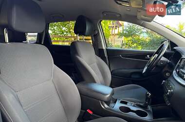 Позашляховик / Кросовер Kia Sorento 2016 в  фото 27 Позашляховик / Кросовер Kia Sorento 2016 в