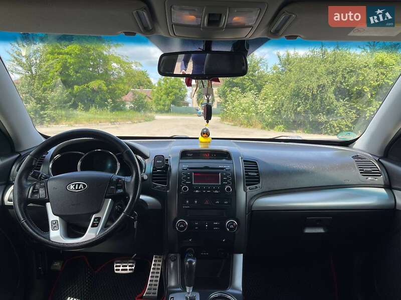 Позашляховик / Кросовер Kia Sorento 2011 в Тернополі