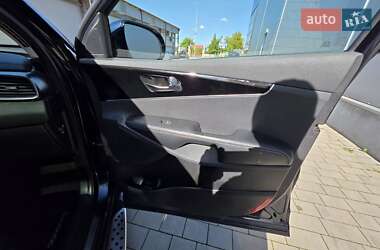 Внедорожник / Кроссовер Kia Sorento 2019 в 