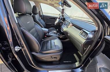 Внедорожник / Кроссовер Kia Sorento 2019 в 
