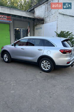 Внедорожник / Кроссовер Kia Sorento 2019 в 