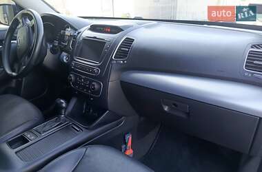 Внедорожник / Кроссовер Kia Sorento 2013 в 