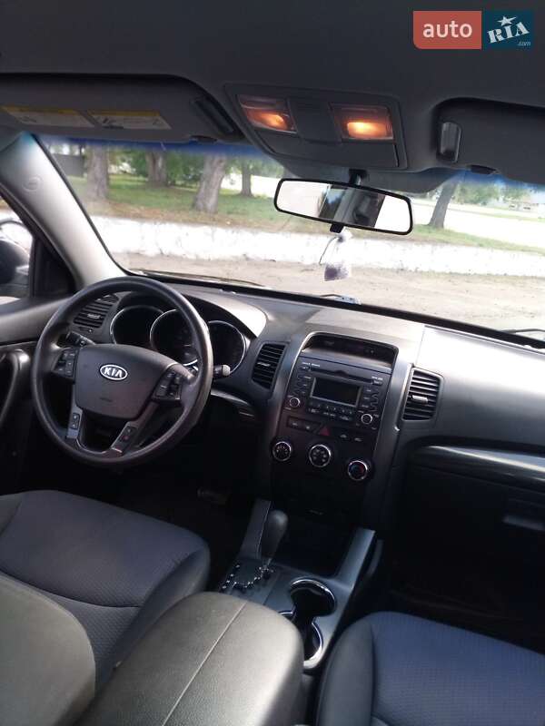 Позашляховик / Кросовер Kia Sorento 2012 в Києві