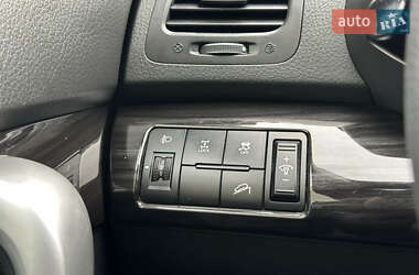 Внедорожник / Кроссовер Kia Sorento 2010 в 