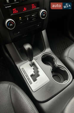 Внедорожник / Кроссовер Kia Sorento 2010 в 