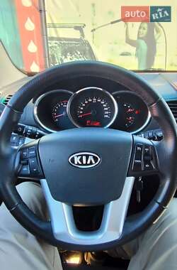 Внедорожник / Кроссовер Kia Sorento 2011 в 