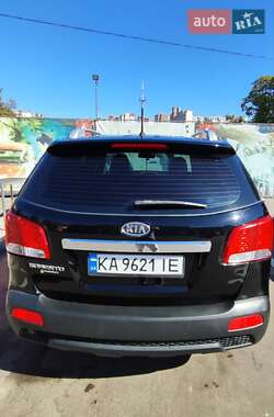 Внедорожник / Кроссовер Kia Sorento 2011 в 