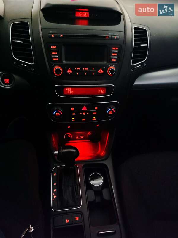 Внедорожник / Кроссовер Kia Sorento 2013 в Житомире
